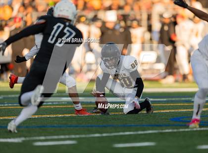 Thumbnail 1 in Lincoln vs Eastside Catholic (WIAA 3A Semifinal) photogallery.