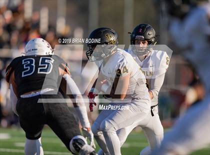 Thumbnail 2 in Lincoln vs Eastside Catholic (WIAA 3A Semifinal) photogallery.