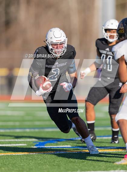 Thumbnail 3 in Lincoln vs Eastside Catholic (WIAA 3A Semifinal) photogallery.