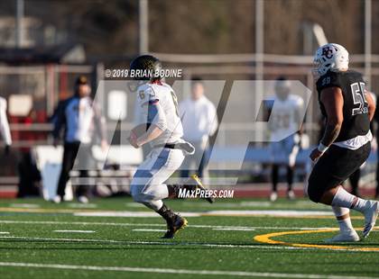 Thumbnail 2 in Lincoln vs Eastside Catholic (WIAA 3A Semifinal) photogallery.