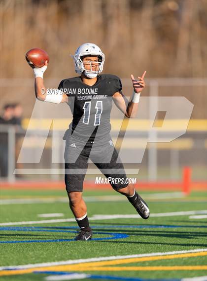 Thumbnail 1 in Lincoln vs Eastside Catholic (WIAA 3A Semifinal) photogallery.