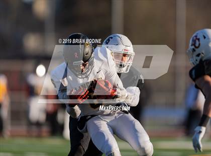 Thumbnail 3 in Lincoln vs Eastside Catholic (WIAA 3A Semifinal) photogallery.
