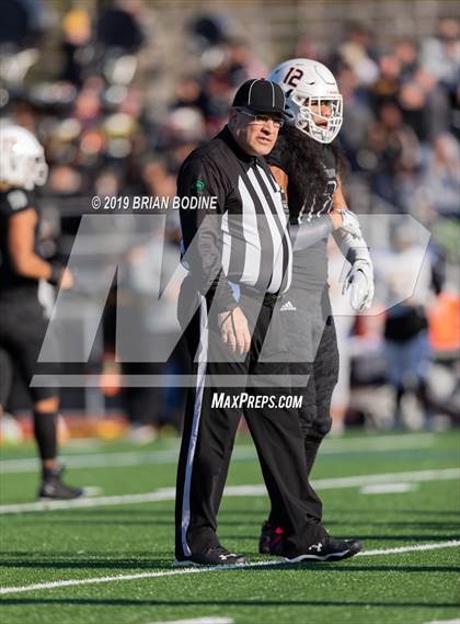 Thumbnail 2 in Lincoln vs Eastside Catholic (WIAA 3A Semifinal) photogallery.