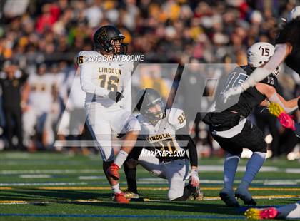 Thumbnail 1 in Lincoln vs Eastside Catholic (WIAA 3A Semifinal) photogallery.