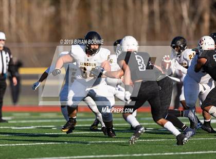 Thumbnail 2 in Lincoln vs Eastside Catholic (WIAA 3A Semifinal) photogallery.