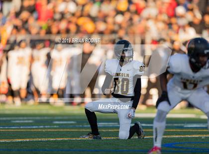 Thumbnail 2 in Lincoln vs Eastside Catholic (WIAA 3A Semifinal) photogallery.
