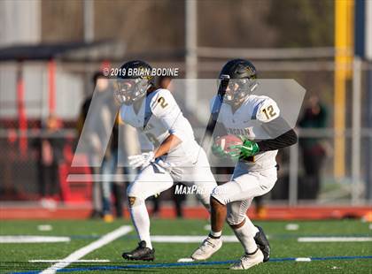 Thumbnail 2 in Lincoln vs Eastside Catholic (WIAA 3A Semifinal) photogallery.