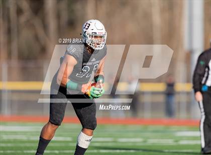 Thumbnail 3 in Lincoln vs Eastside Catholic (WIAA 3A Semifinal) photogallery.