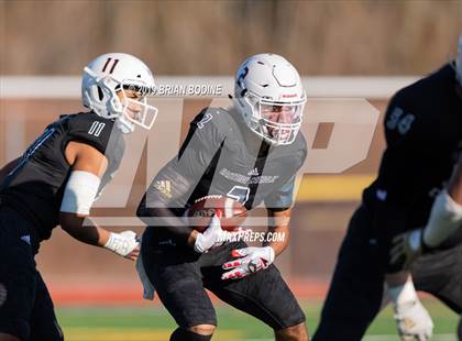 Thumbnail 3 in Lincoln vs Eastside Catholic (WIAA 3A Semifinal) photogallery.
