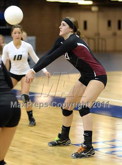 Thumbnail 2 in Union Mine vs. Bear River (CIF SJS D4 Final) photogallery.
