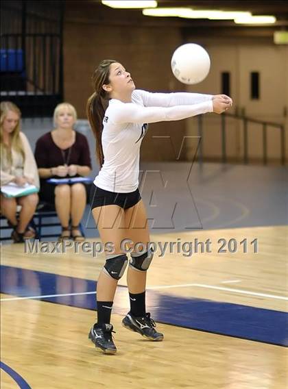 Thumbnail 3 in Union Mine vs. Bear River (CIF SJS D4 Final) photogallery.