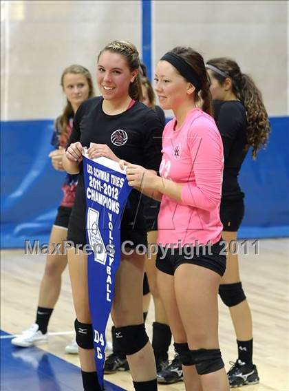 Thumbnail 1 in Union Mine vs. Bear River (CIF SJS D4 Final) photogallery.