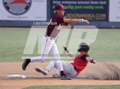 Thumbnail 2 in Point Loma vs. Santa Fe Christian (CIF SDS Division 1 Third Round Playoff) photogallery.