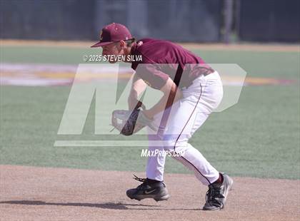 Thumbnail 1 in Point Loma vs. Santa Fe Christian (CIF SDS Division 1 Third Round Playoff) photogallery.