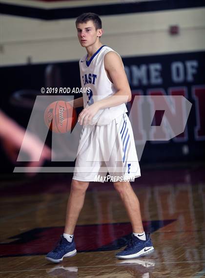 Thumbnail 1 in Grand Island vs. Lincoln East (Heartland Athletic Conference) photogallery.