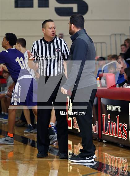 Thumbnail 3 in Grand Island vs. Lincoln East (Heartland Athletic Conference) photogallery.