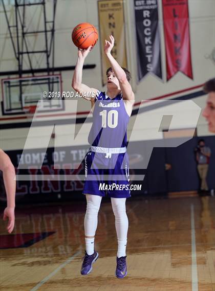 Thumbnail 2 in Grand Island vs. Lincoln East (Heartland Athletic Conference) photogallery.