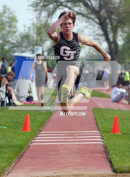 Thumbnail 2 in CHSAA 4A Finals (Triple Jump) photogallery.