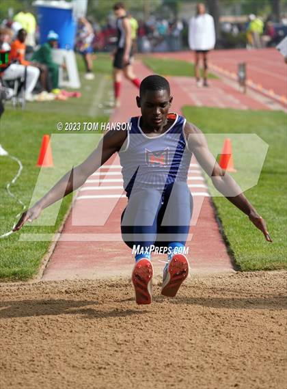 Thumbnail 3 in CHSAA 4A Finals (Triple Jump) photogallery.