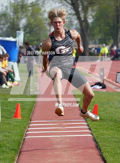 Thumbnail 1 in CHSAA 4A Finals (Triple Jump) photogallery.