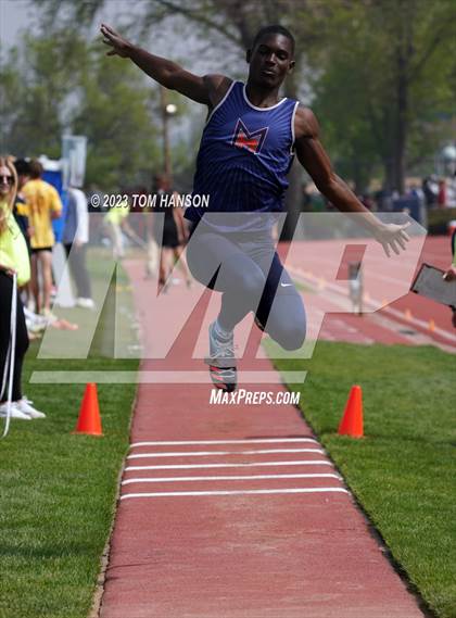 Thumbnail 1 in CHSAA 4A Finals (Triple Jump) photogallery.
