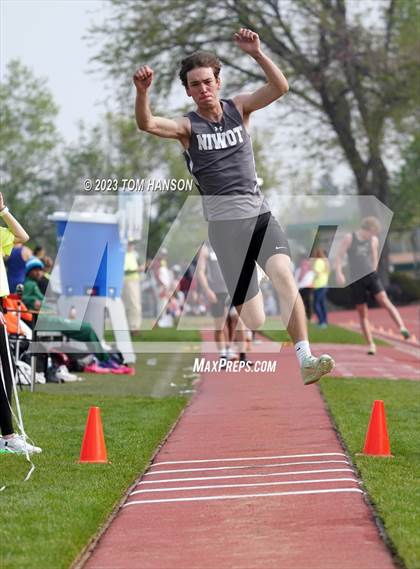 Thumbnail 2 in CHSAA 4A Finals (Triple Jump) photogallery.