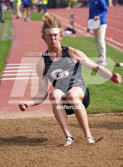 Thumbnail 1 in CHSAA 4A Finals (Triple Jump) photogallery.