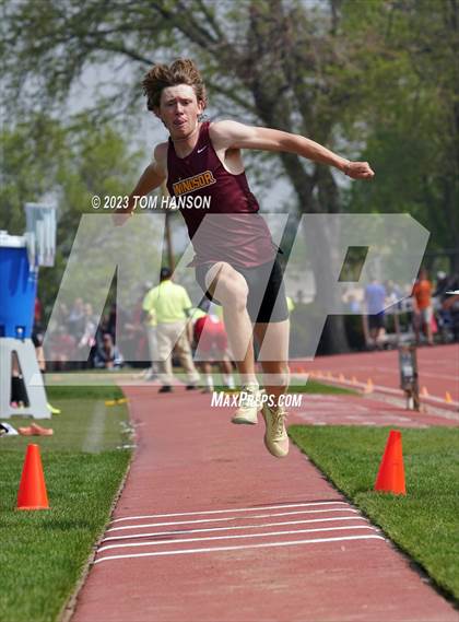 Thumbnail 1 in CHSAA 4A Finals (Triple Jump) photogallery.