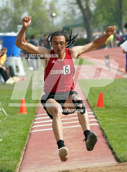 Thumbnail 1 in CHSAA 4A Finals (Triple Jump) photogallery.