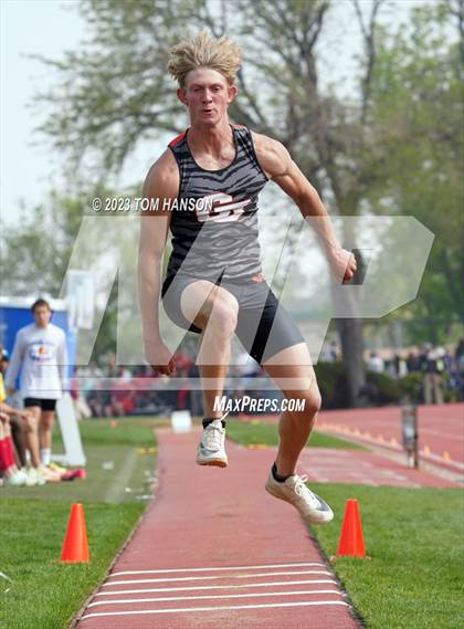 Thumbnail 3 in CHSAA 4A Finals (Triple Jump) photogallery.