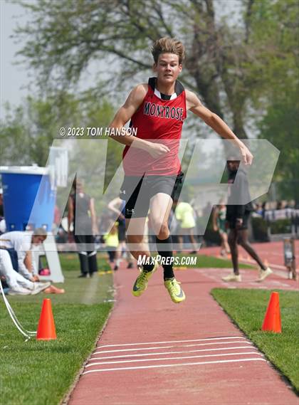 Thumbnail 3 in CHSAA 4A Finals (Triple Jump) photogallery.