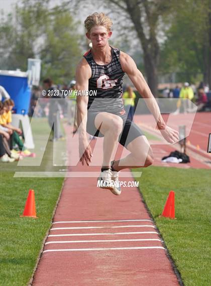 Thumbnail 3 in CHSAA 4A Finals (Triple Jump) photogallery.