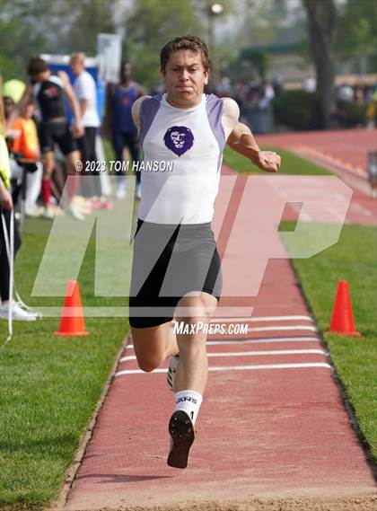 Thumbnail 3 in CHSAA 4A Finals (Triple Jump) photogallery.