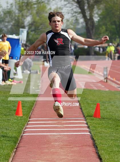 Thumbnail 1 in CHSAA 4A Finals (Triple Jump) photogallery.