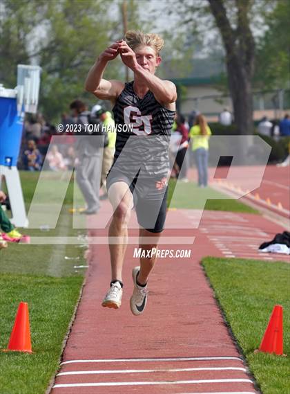 Thumbnail 1 in CHSAA 4A Finals (Triple Jump) photogallery.
