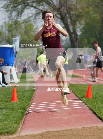 Thumbnail 1 in CHSAA 4A Finals (Triple Jump) photogallery.