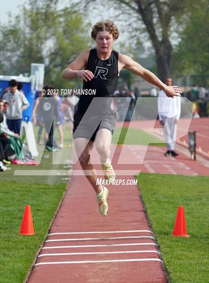 Thumbnail 2 in CHSAA 4A Finals (Triple Jump) photogallery.