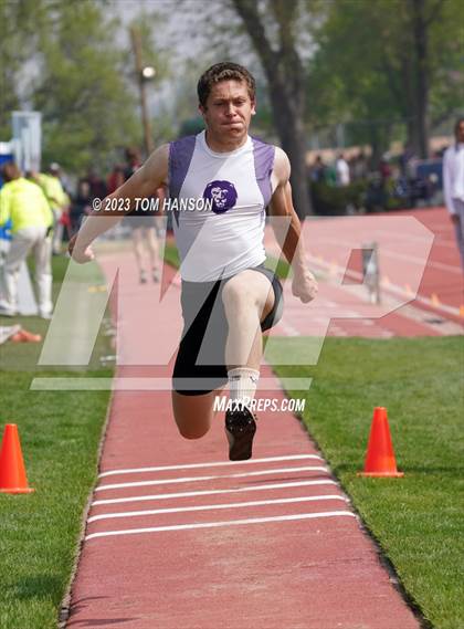 Thumbnail 1 in CHSAA 4A Finals (Triple Jump) photogallery.