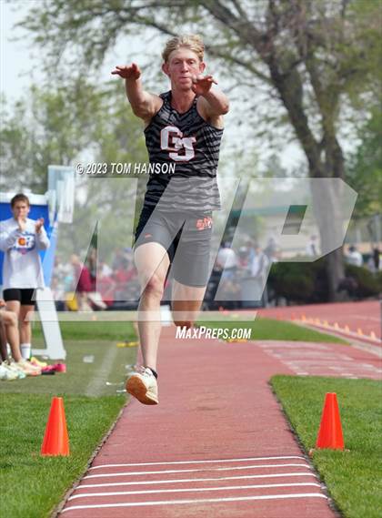 Thumbnail 1 in CHSAA 4A Finals (Triple Jump) photogallery.