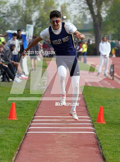 Thumbnail 1 in CHSAA 4A Finals (Triple Jump) photogallery.