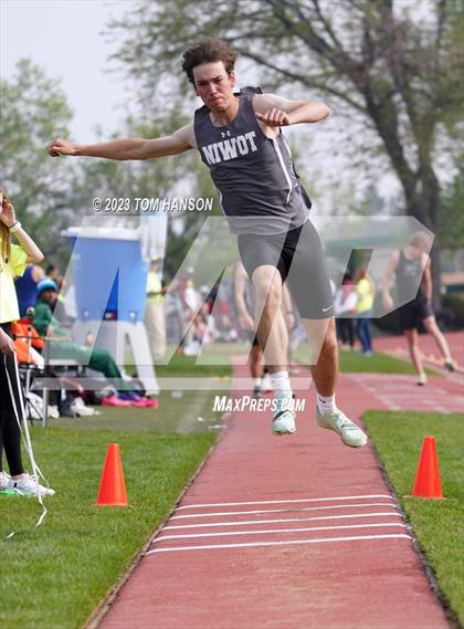 Thumbnail 3 in CHSAA 4A Finals (Triple Jump) photogallery.