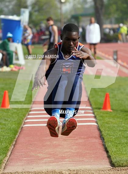 Thumbnail 2 in CHSAA 4A Finals (Triple Jump) photogallery.