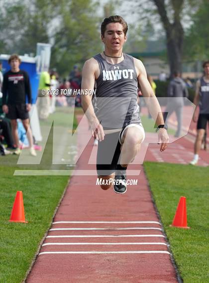 Thumbnail 2 in CHSAA 4A Finals (Triple Jump) photogallery.