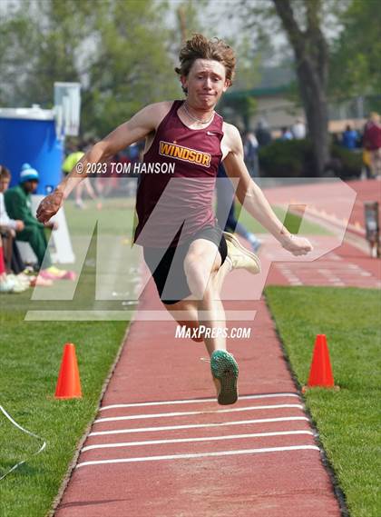 Thumbnail 1 in CHSAA 4A Finals (Triple Jump) photogallery.