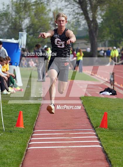 Thumbnail 2 in CHSAA 4A Finals (Triple Jump) photogallery.