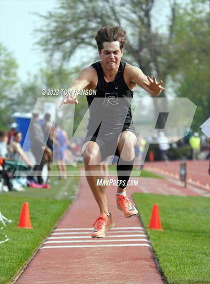 Thumbnail 3 in CHSAA 4A Finals (Triple Jump) photogallery.