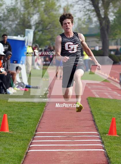 Thumbnail 1 in CHSAA 4A Finals (Triple Jump) photogallery.