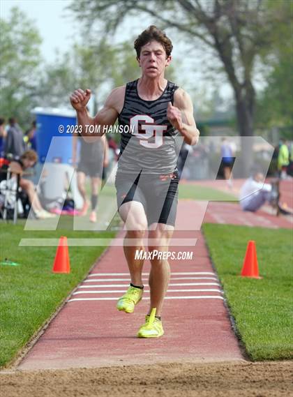 Thumbnail 1 in CHSAA 4A Finals (Triple Jump) photogallery.