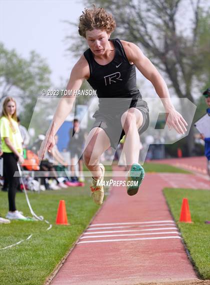 Thumbnail 2 in CHSAA 4A Finals (Triple Jump) photogallery.