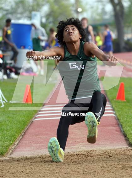 Thumbnail 1 in CHSAA 4A Finals (Triple Jump) photogallery.